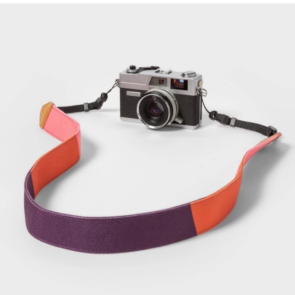 NWT HeyDay Pink Camera Strap